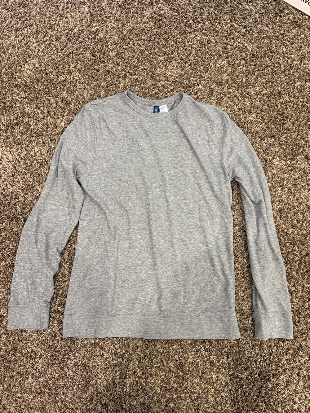 H&M Men's Light Gray Crewneck Sweatshirt